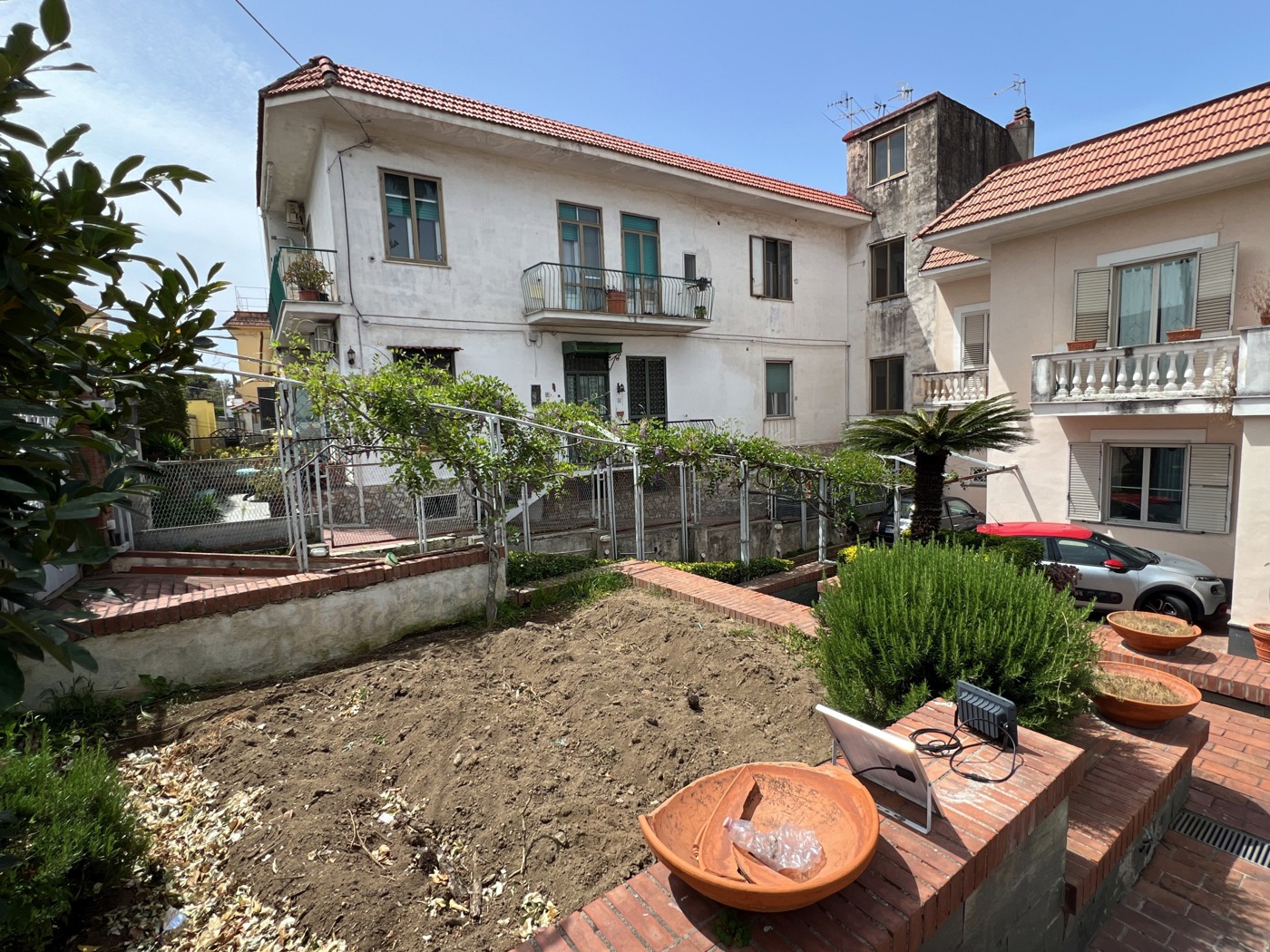 Villa Bifamiliare con giardino a Portici