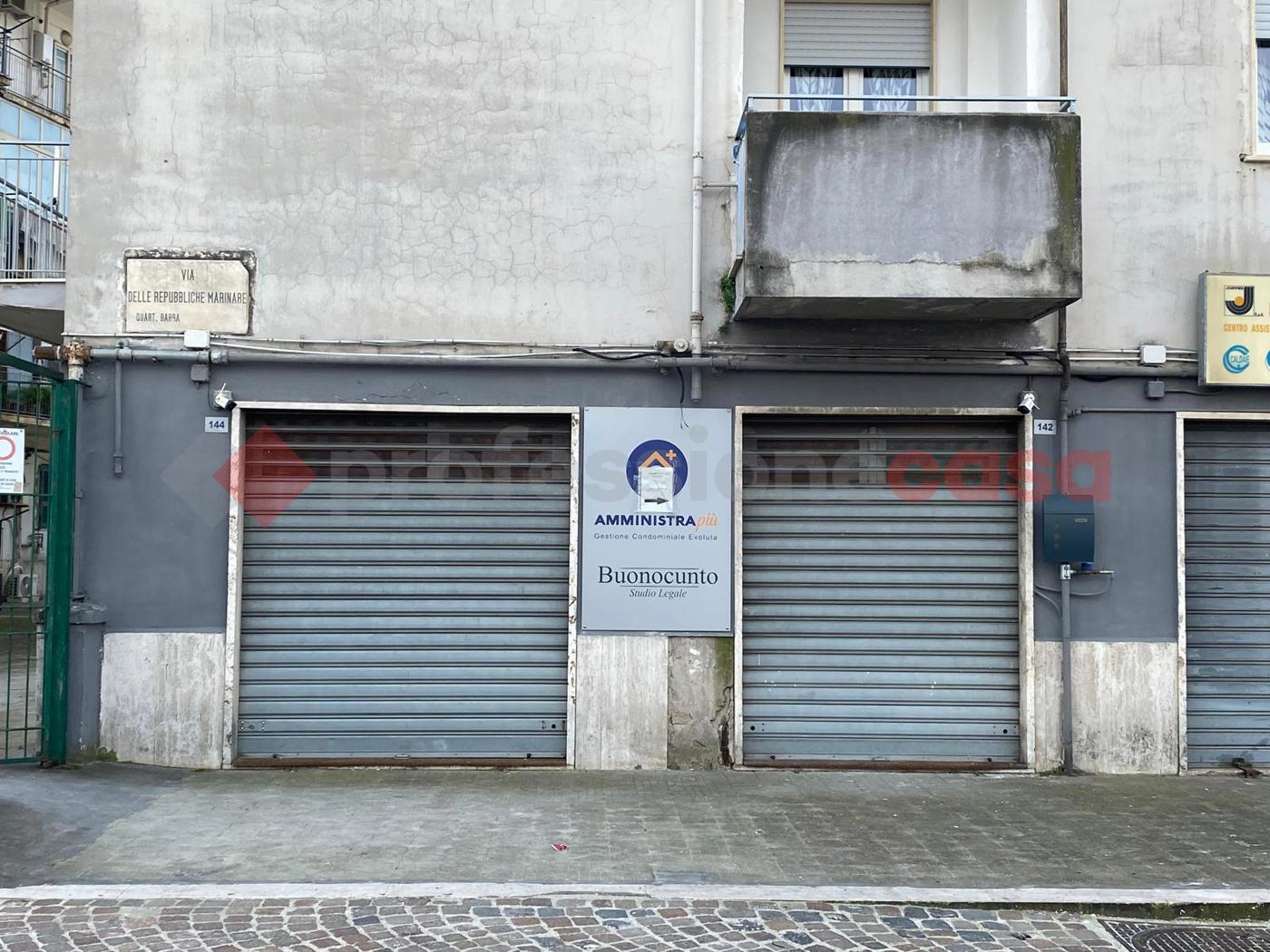 Ufficio ristrutturato a Napoli