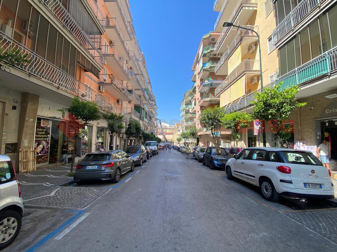 Negozio in affitto a Portici