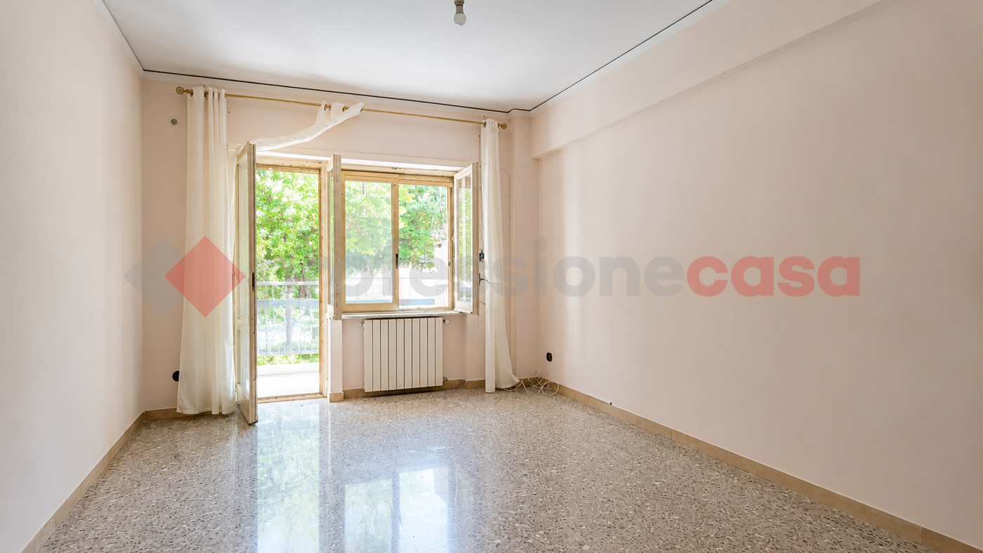 Trilocale da ristrutturare a Portici
