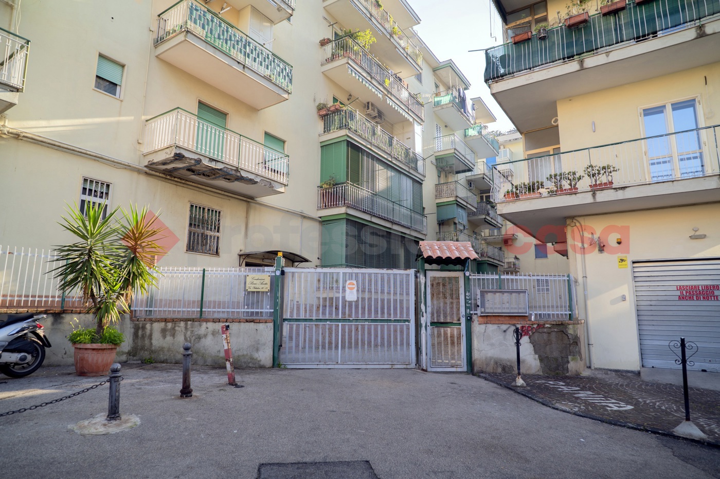 Bilocale da ristrutturare a Portici