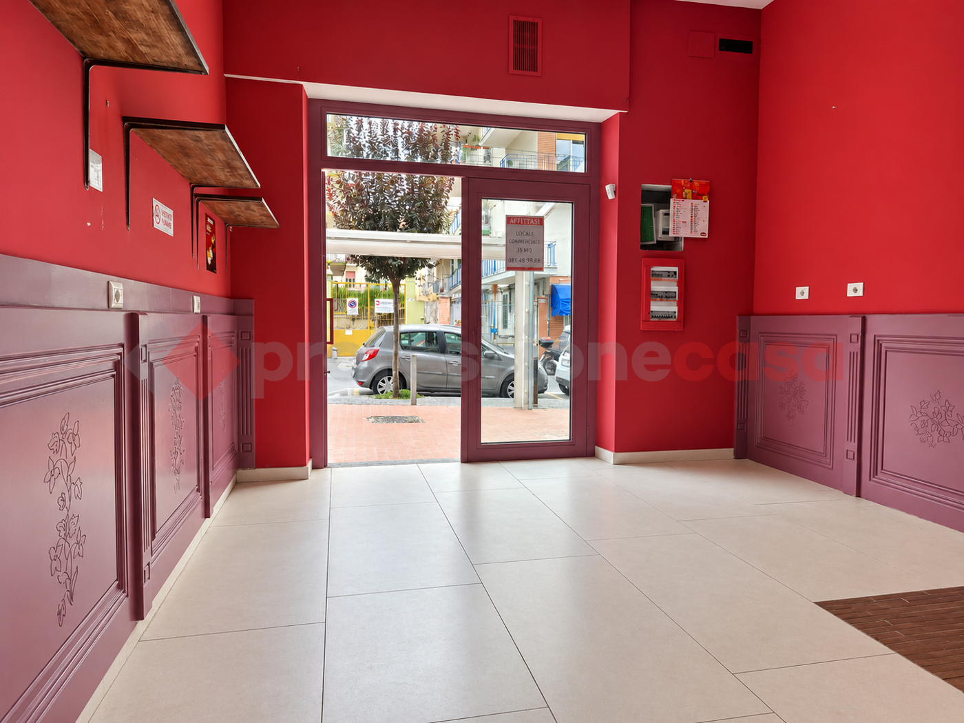 Negozio in affitto a Portici