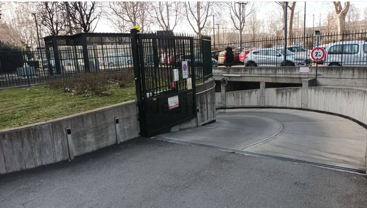 Box o garage in vendita a Torino, Mirafiori sud