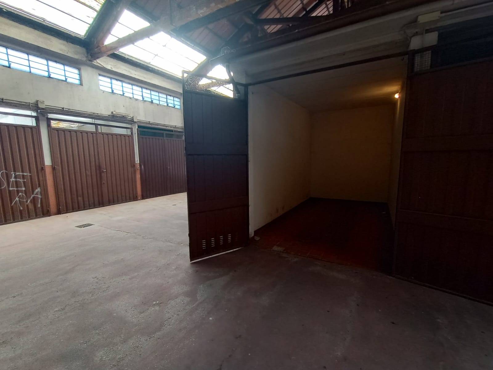 Box o garage in affitto a Torino, Centro