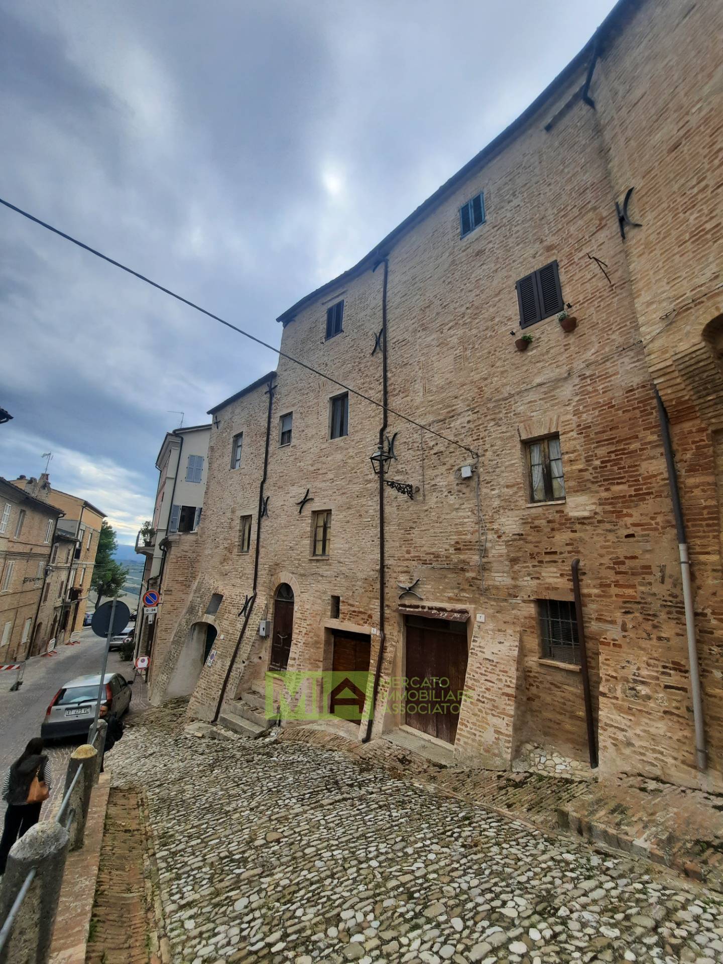 Casa indipendente da ristrutturare, Carassai centro storico