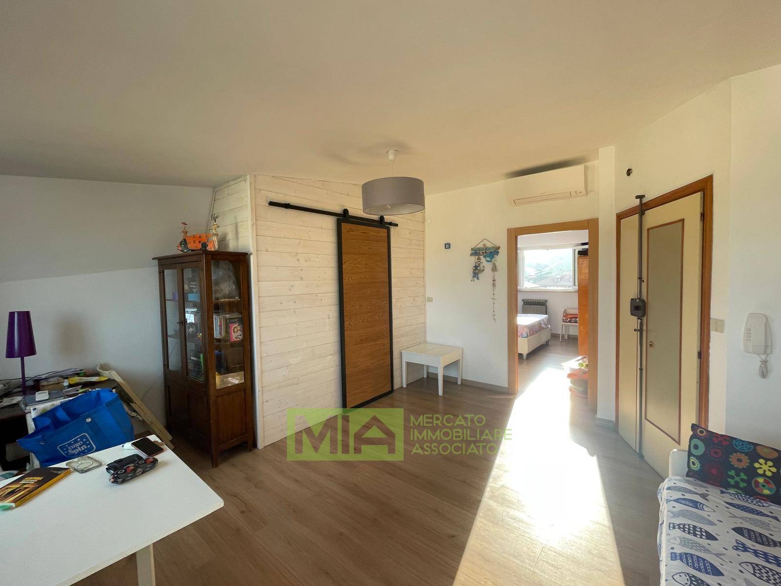 Mansarda in affitto a Porto San Giorgio, Semicentro