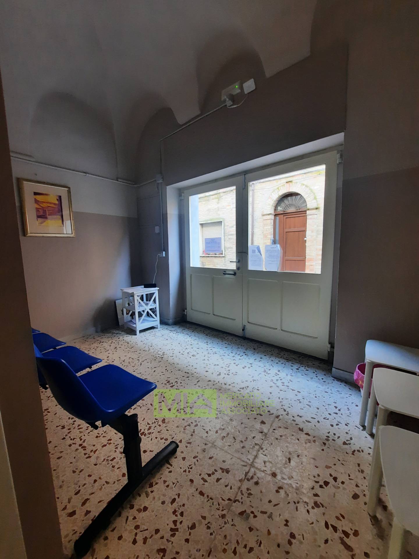 Locale in affitto a Carassai, Centro Storico