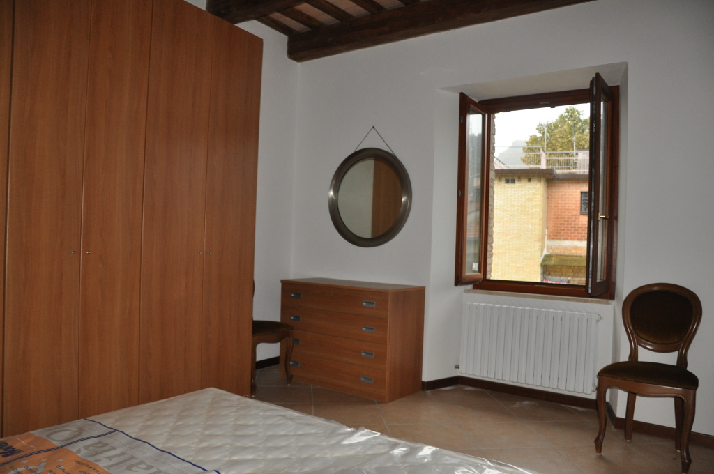 Appartamento in vendita a Comunanza, Centro