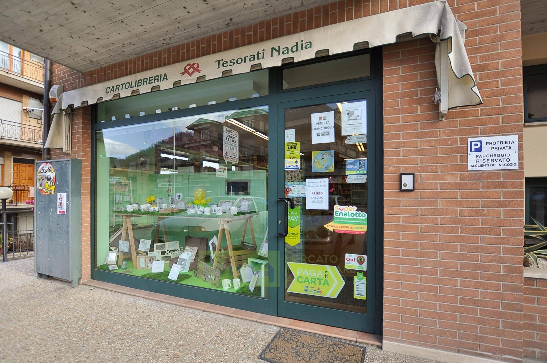 Attivit commerciale in vendita a Comunanza, Centro