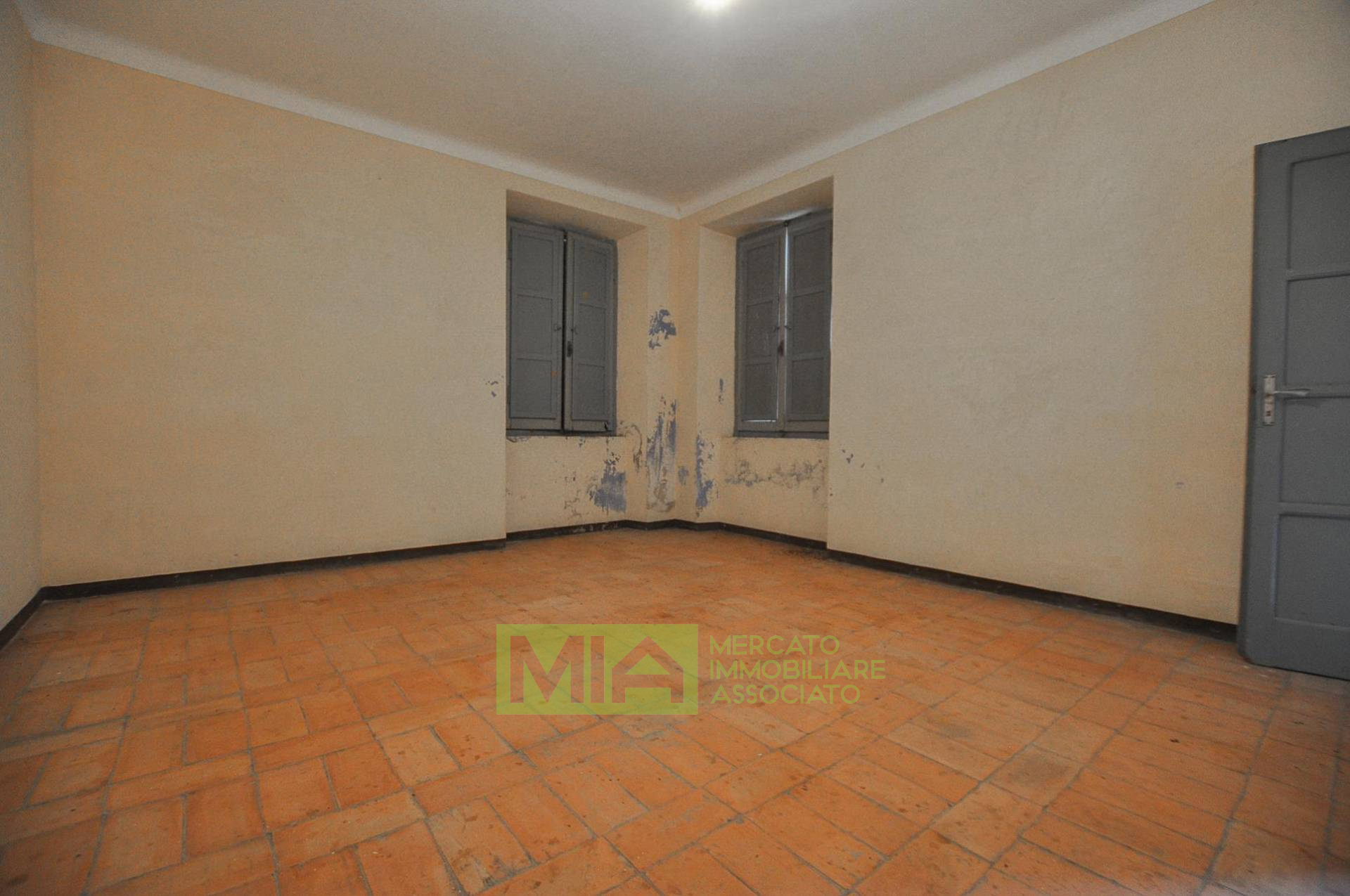 Casa colonica in vendita a Montelparo, Campagna