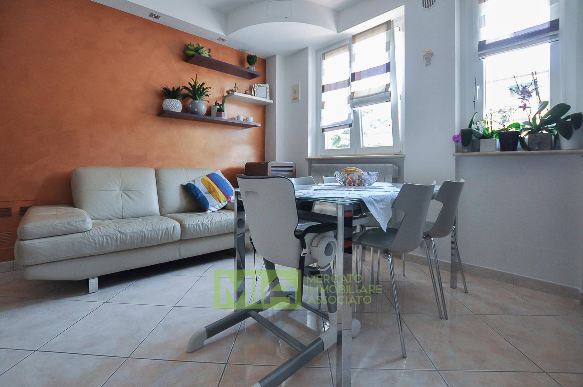 Appartamento in vendita a Comunanza, Centro