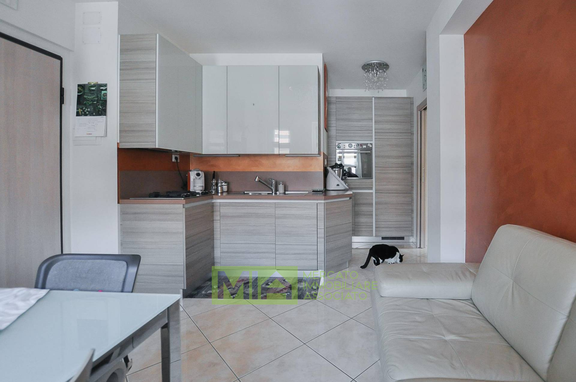 Appartamento in vendita a Comunanza, Centro