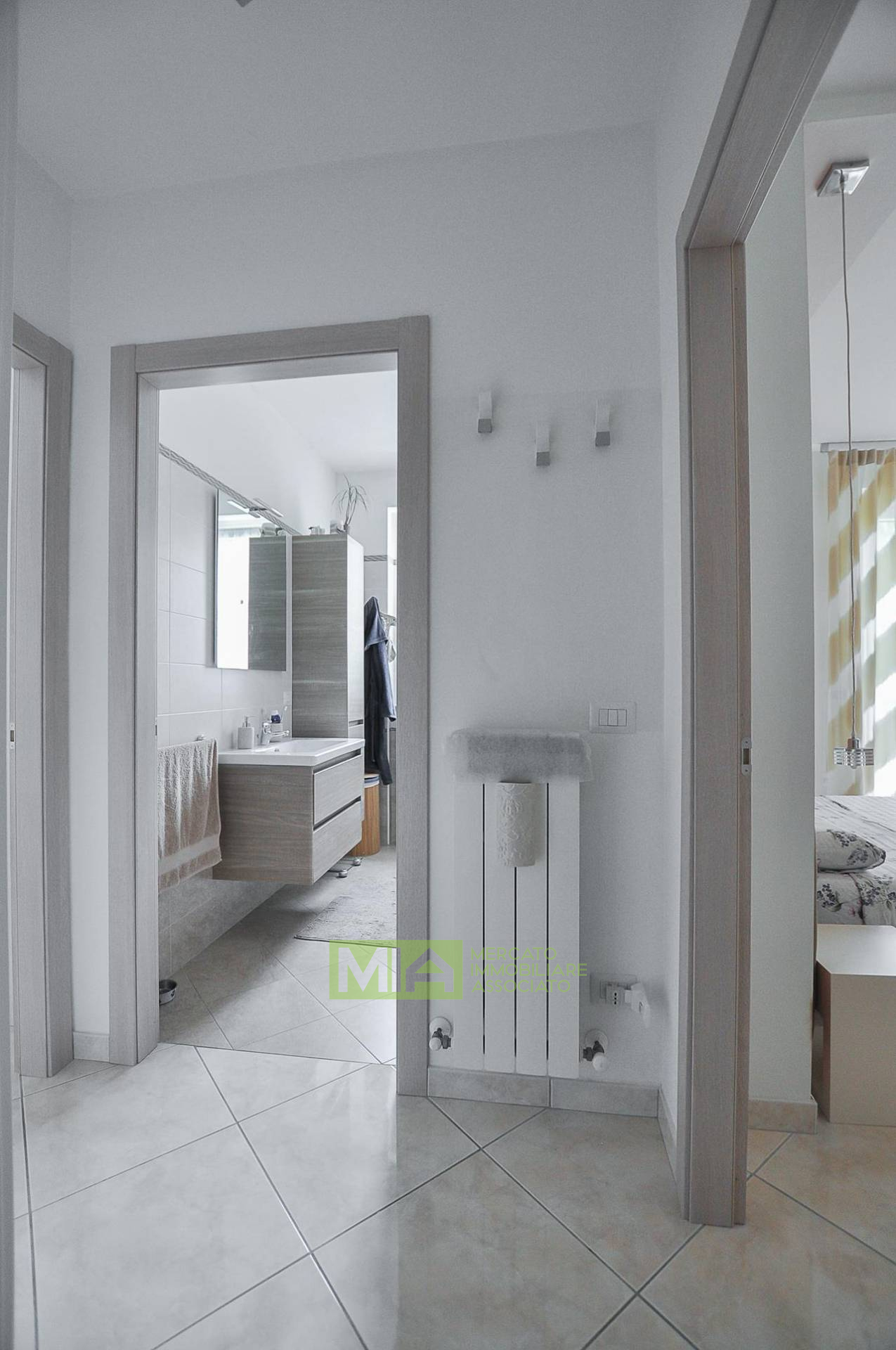 Appartamento in vendita a Comunanza, Centro