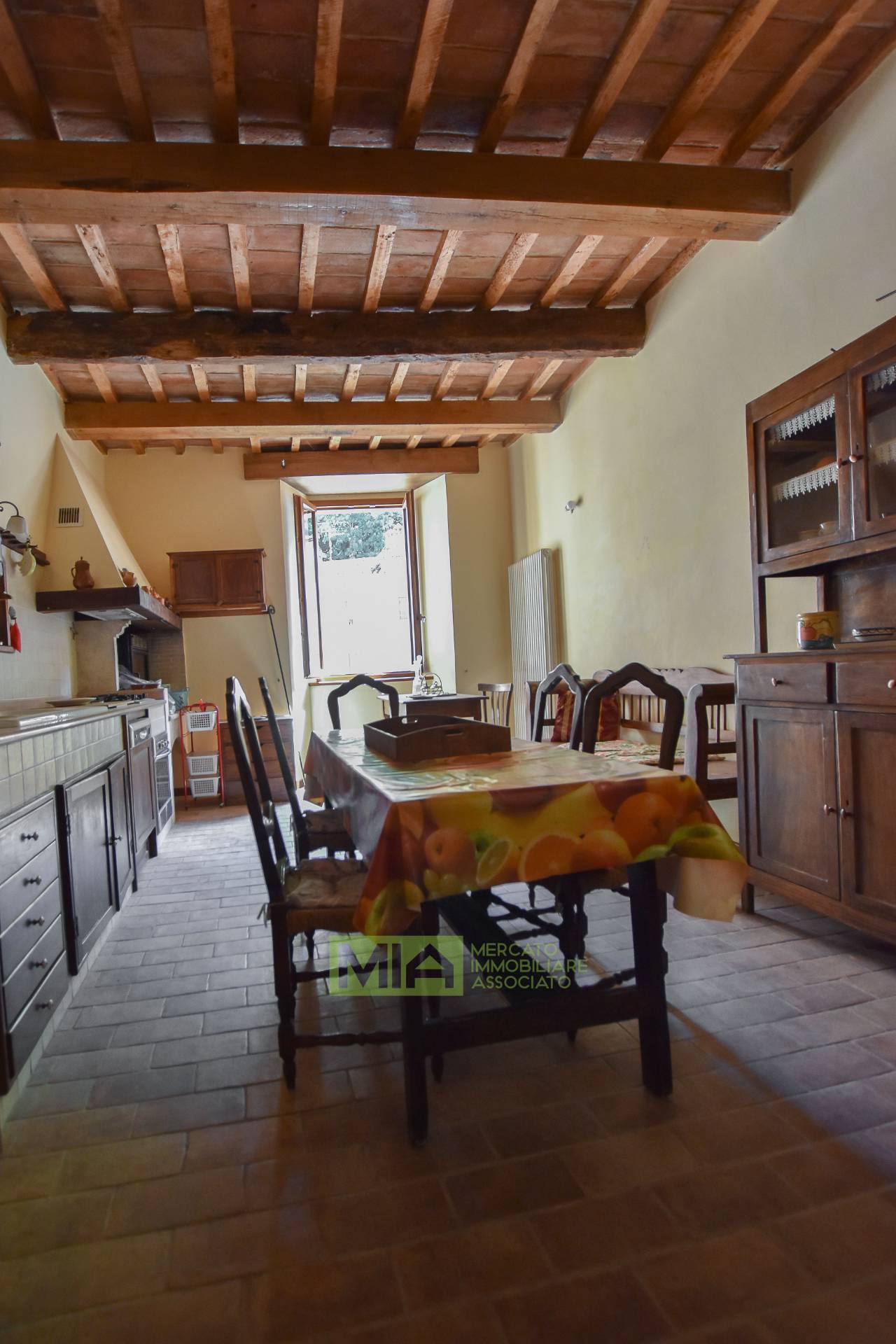 Appartamento in vendita a Comunanza, Centro Storico