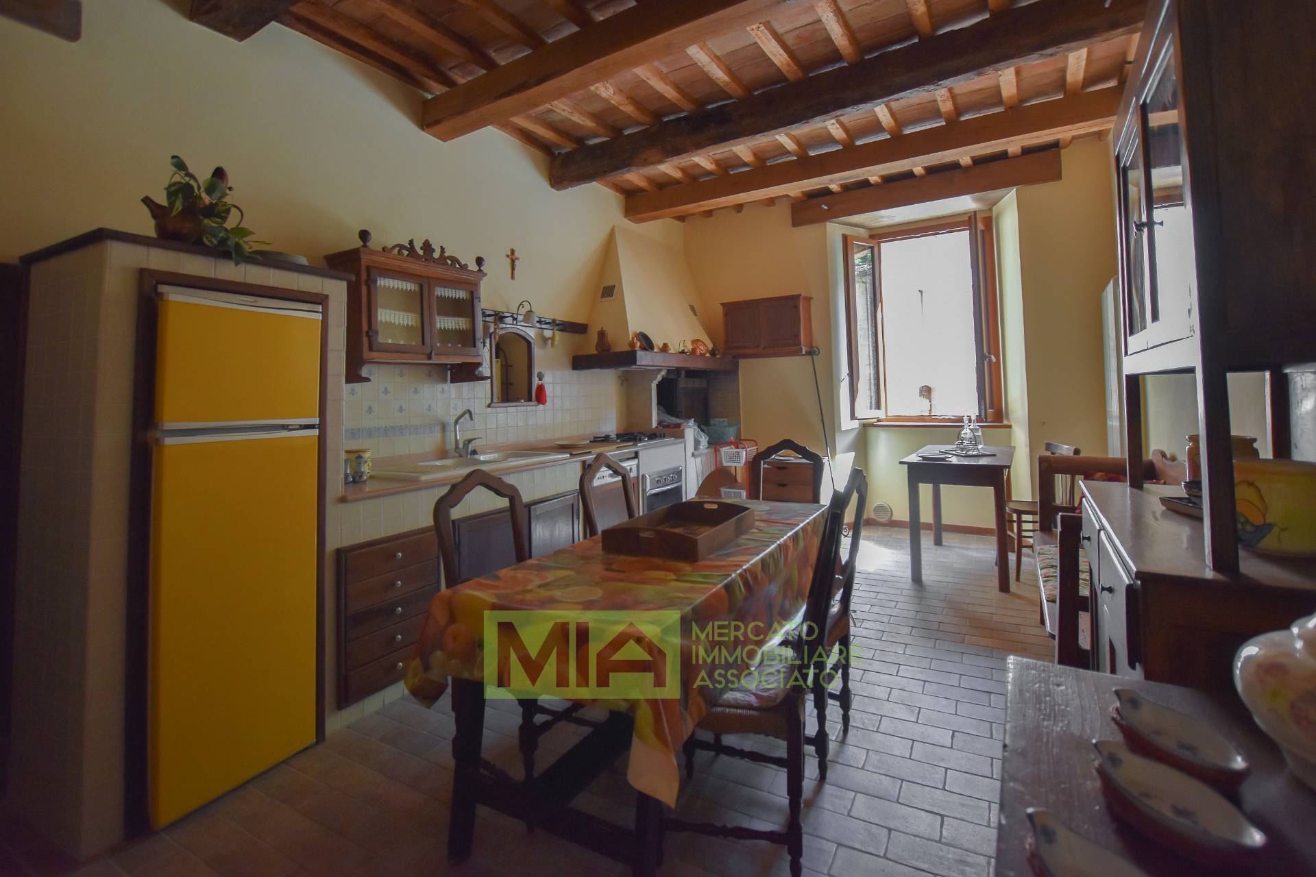 Appartamento in vendita a Comunanza, Centro Storico