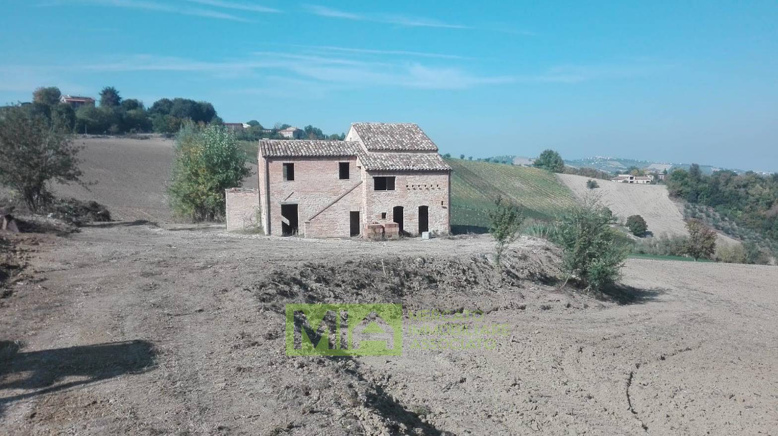 Casale in vendita a Montedinove, Campagna