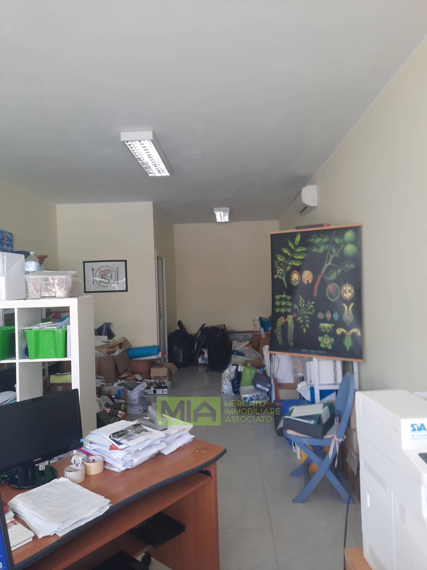 Locale in vendita a Altidona, Marina di Altidona