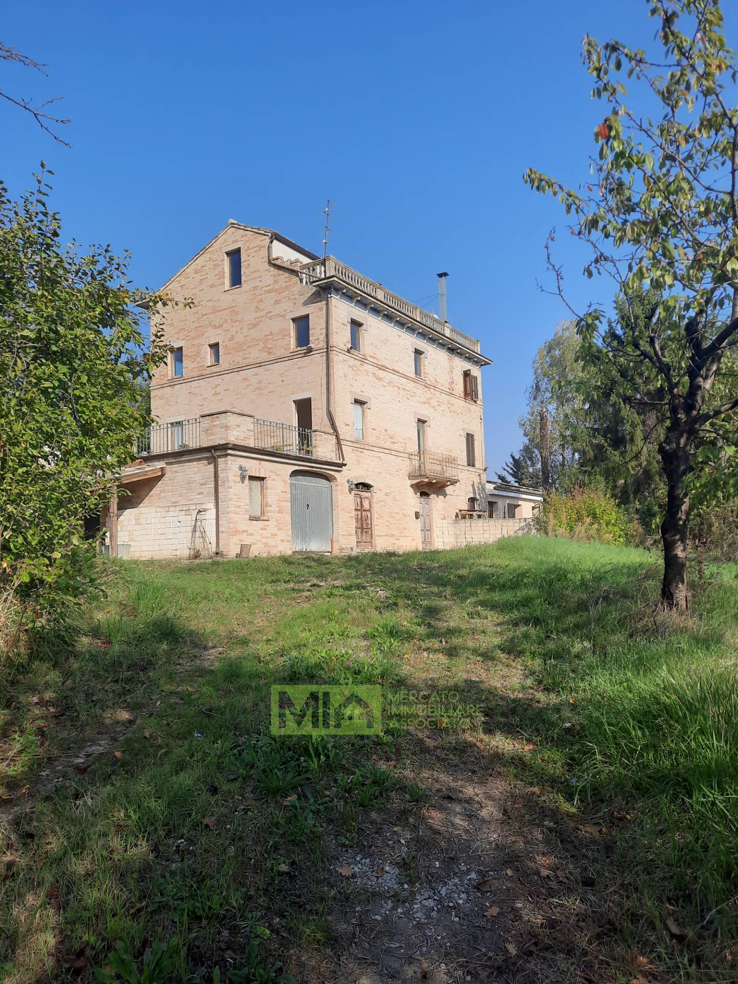 Casale in vendita a Monte San Pietrangeli, Campagna