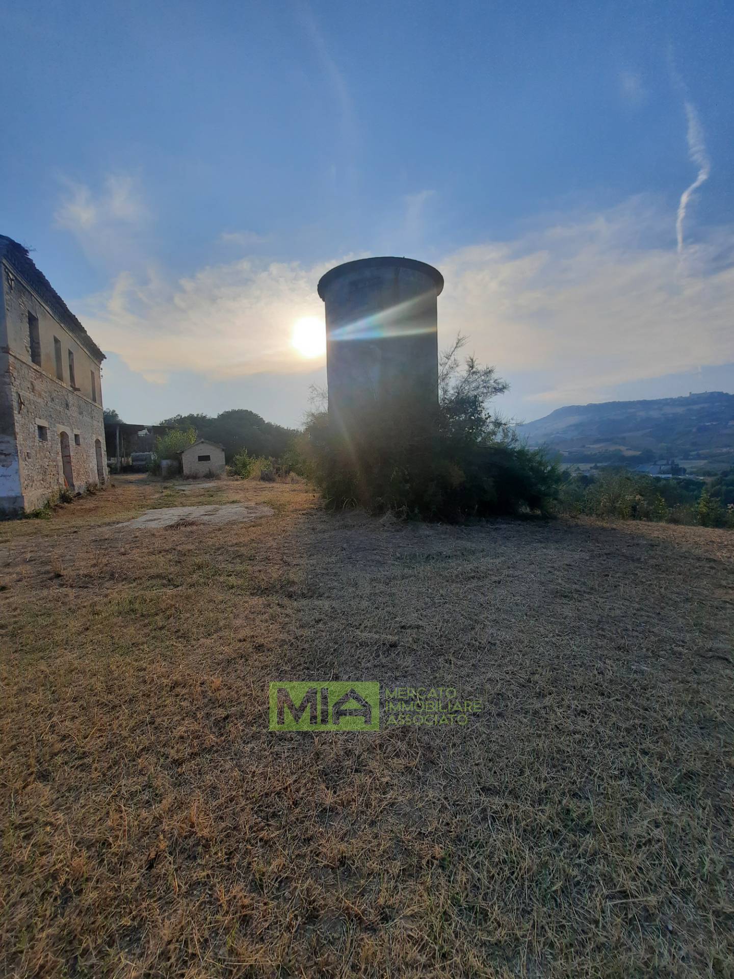 Casa colonica in vendita a Montefiore dell'Aso, Aso