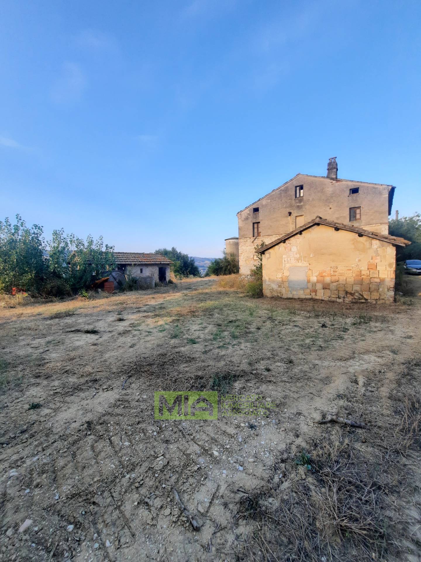 Casa colonica in vendita a Montefiore dell'Aso, Aso