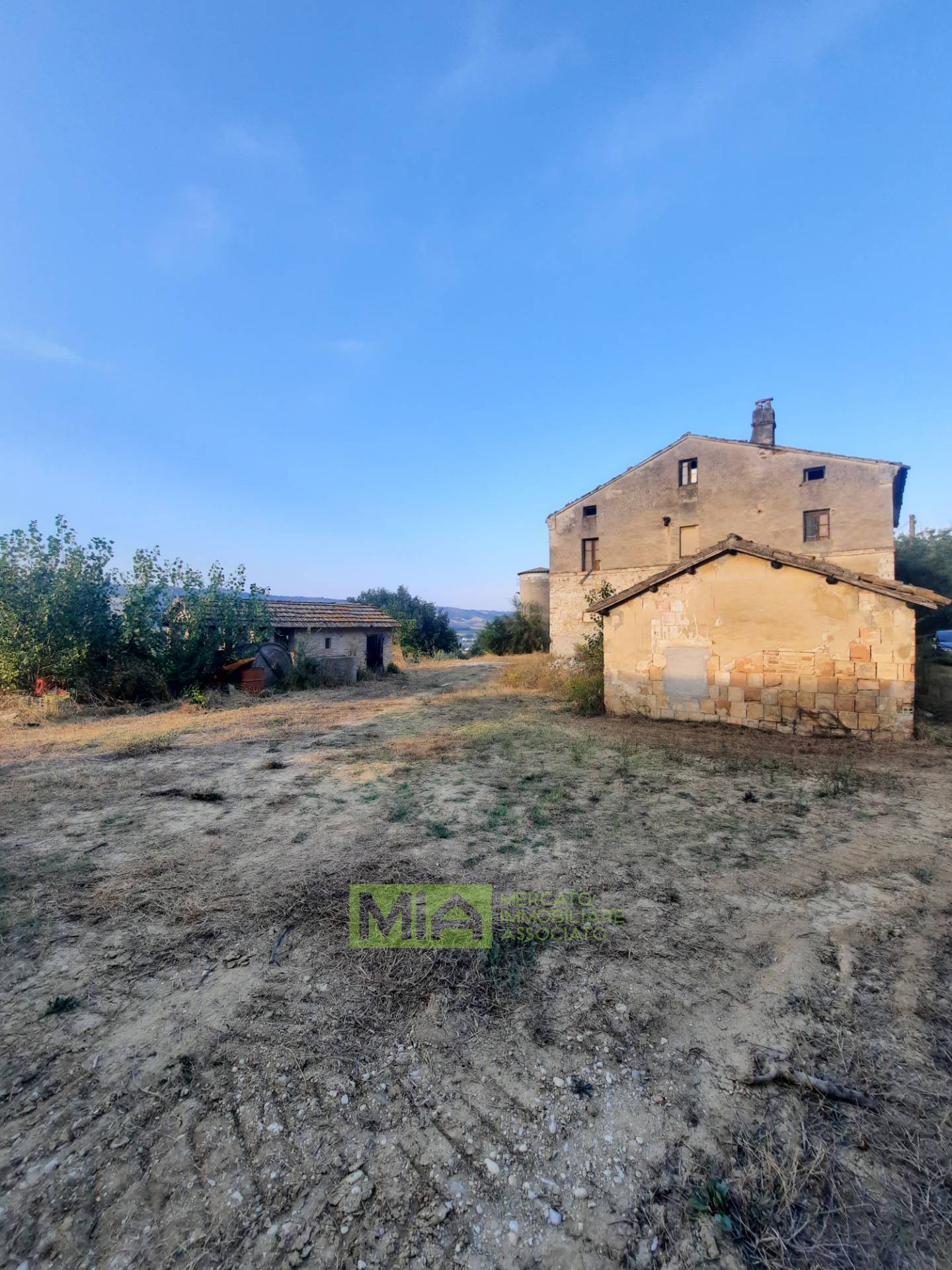 Casa colonica in vendita a Montefiore dell'Aso, Aso