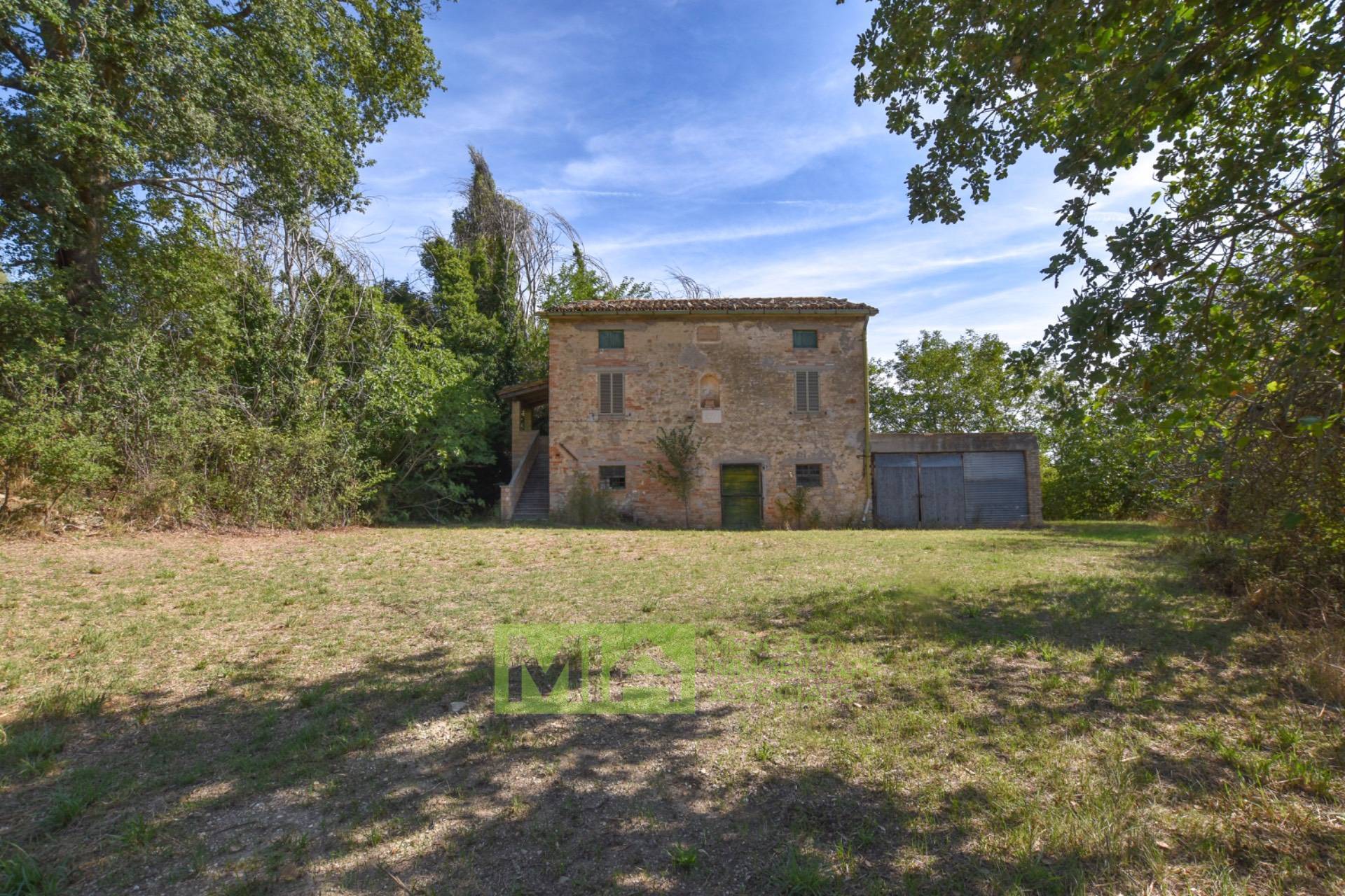 Casa colonica in vendita a Montedinove