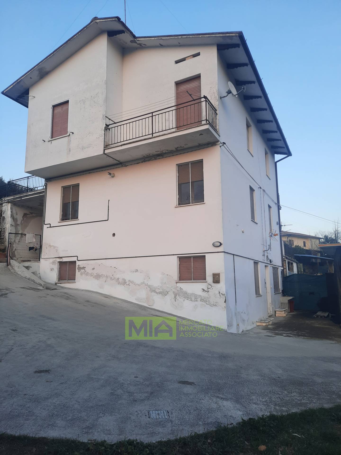 Appartamento in vendita a Monsampietro Morico, Campagna