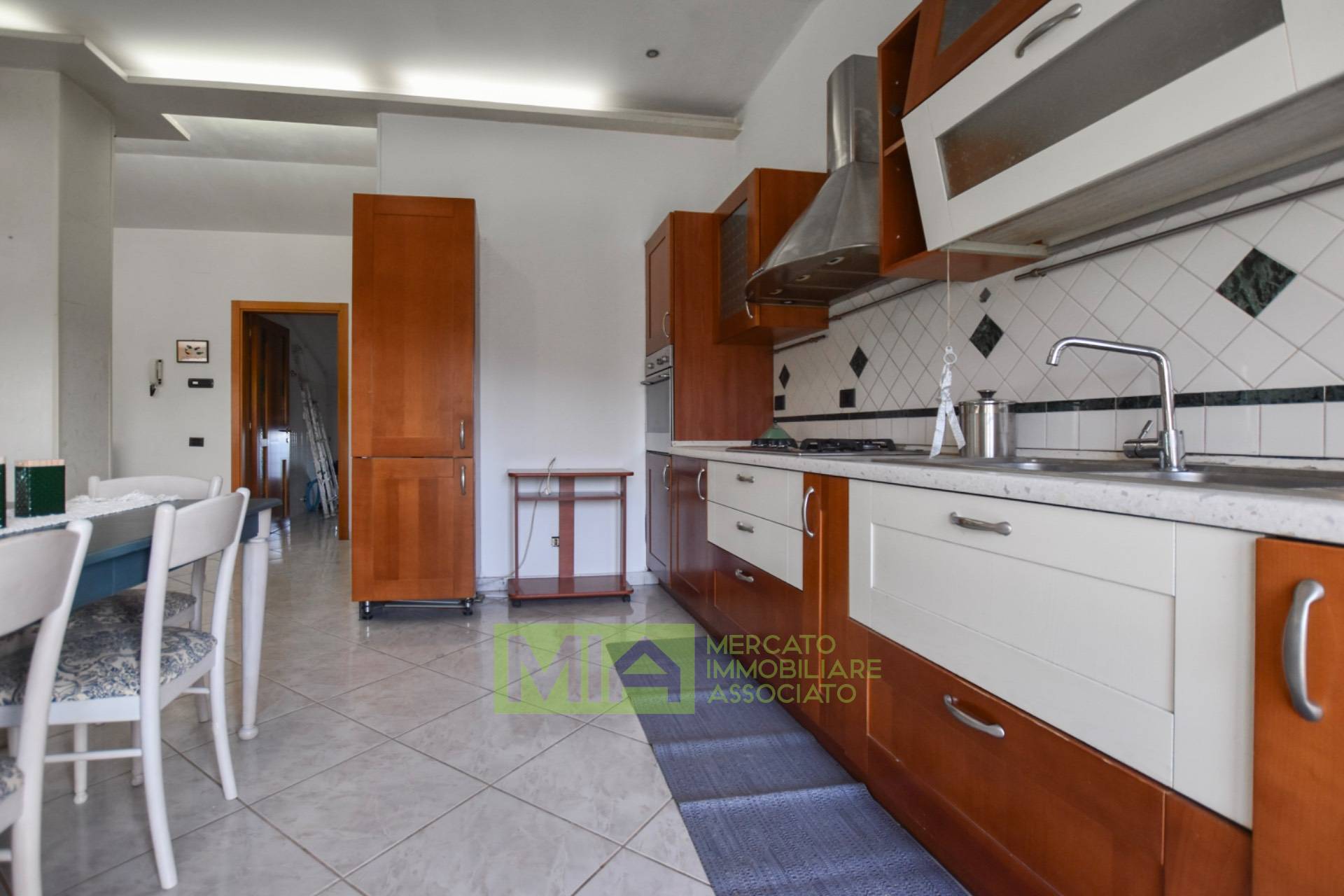 Appartamento in vendita a Santa Vittoria in Matenano