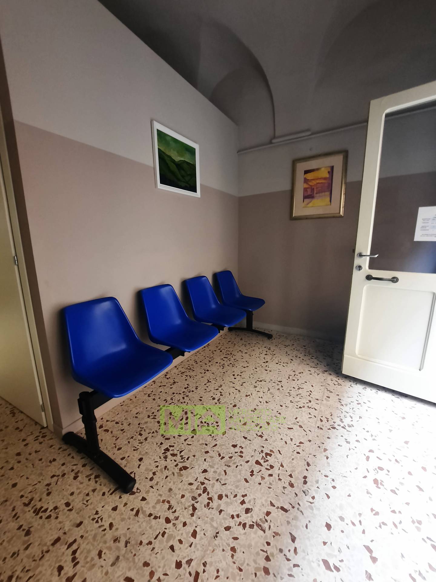 Locale in affitto a Carassai, Centro Storico