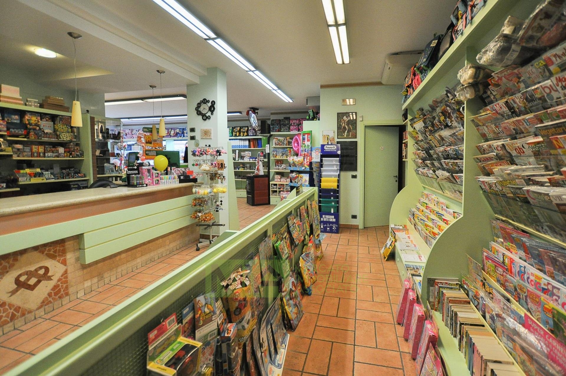 Attivit commerciale in vendita a Comunanza, Centro