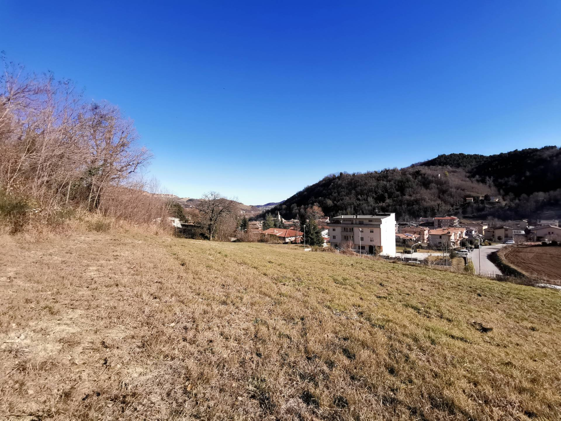 Terreno edificabile in vendita a Comunanza, Centro