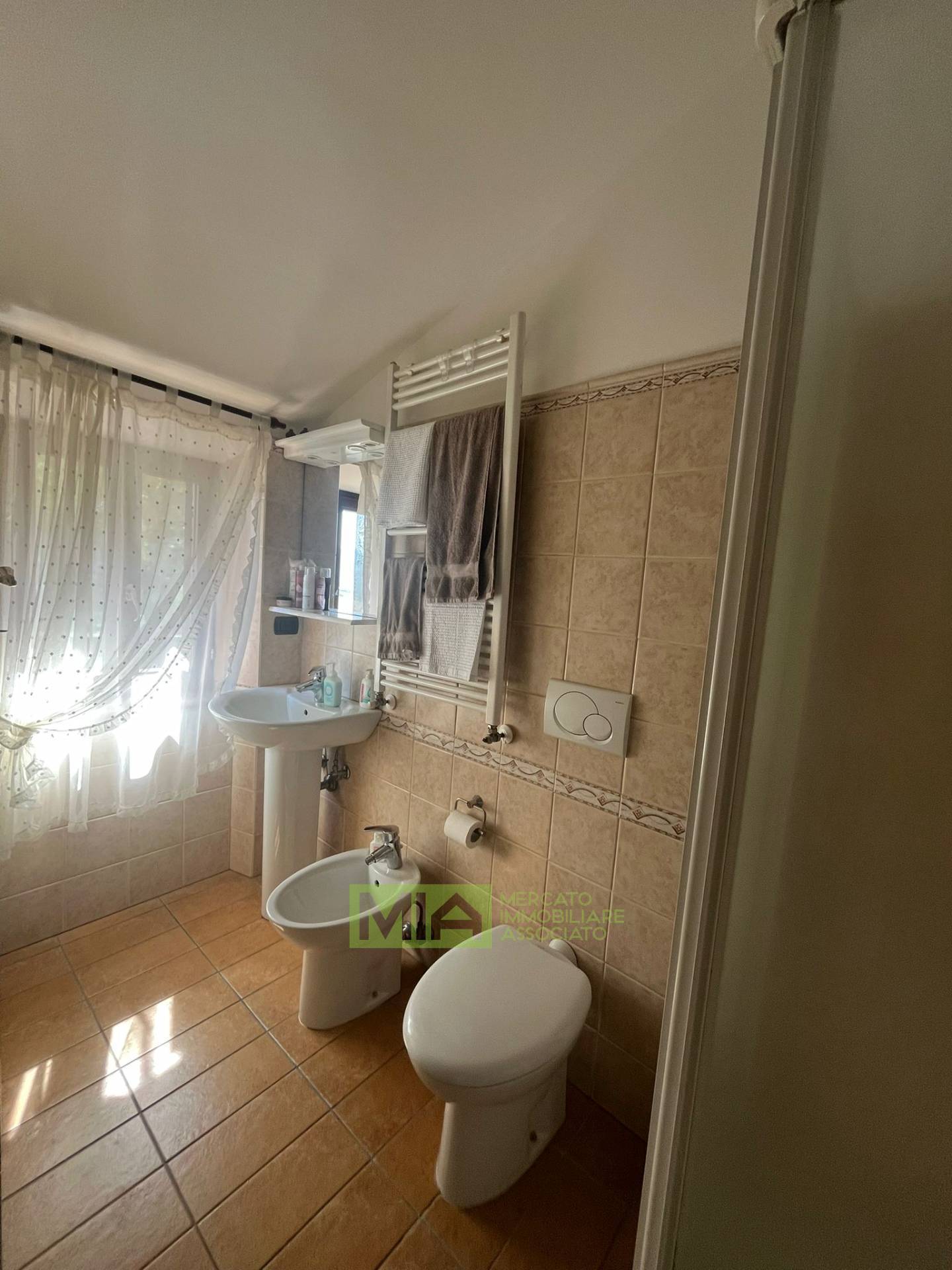 Casa singola in vendita a Monte Rinaldo, Centro