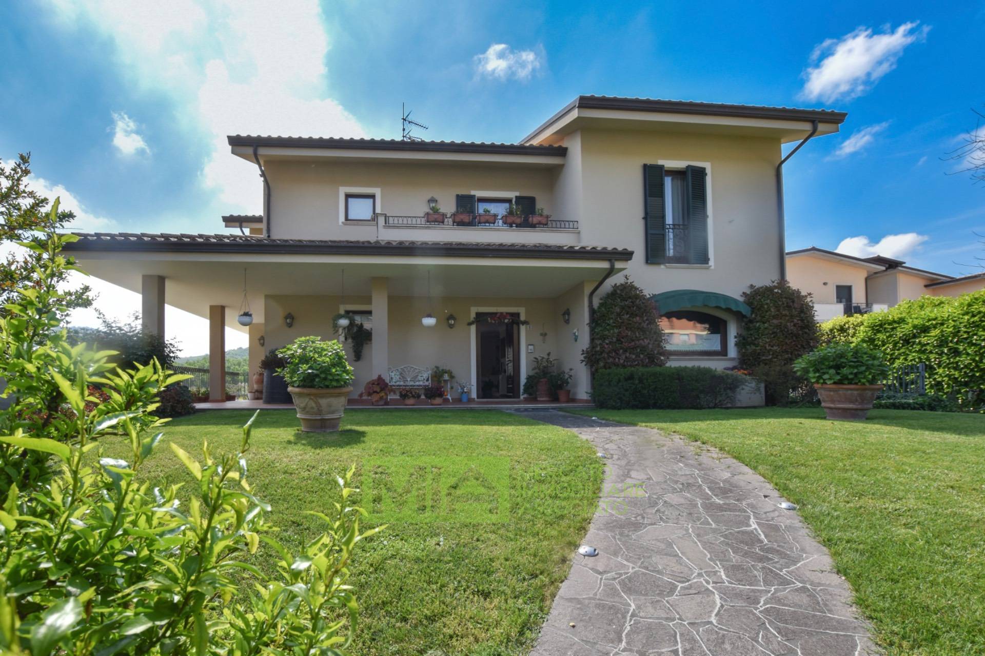 Villa in vendita a Monterubbiano