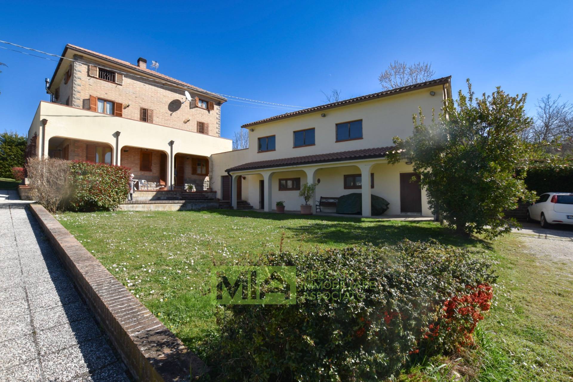 Appartamento in vendita a Smerillo