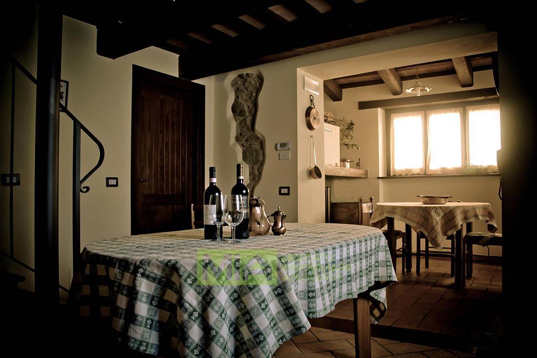 Attivit commerciale in affitto a Comunanza