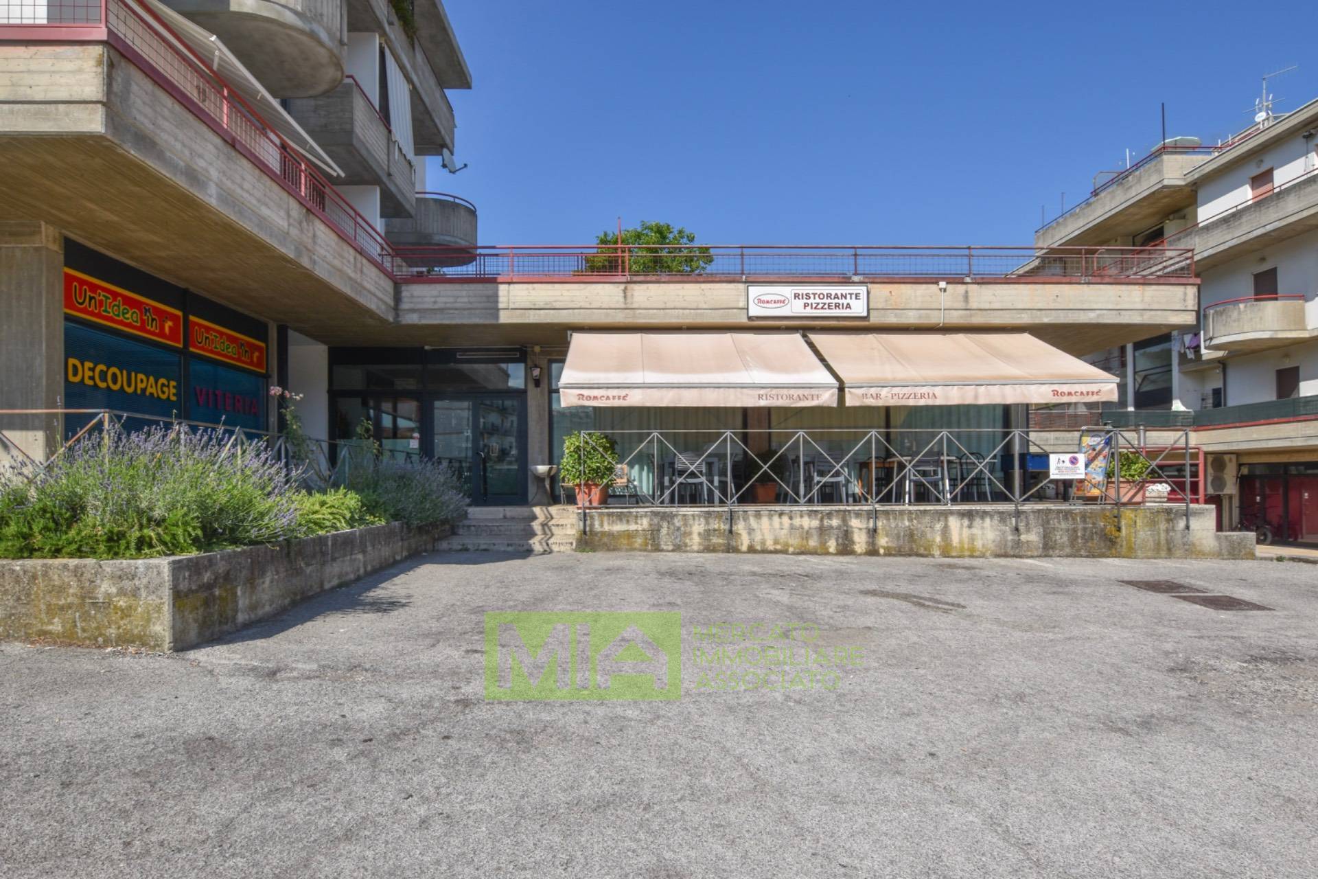 Attivit commerciale in vendita a Comunanza