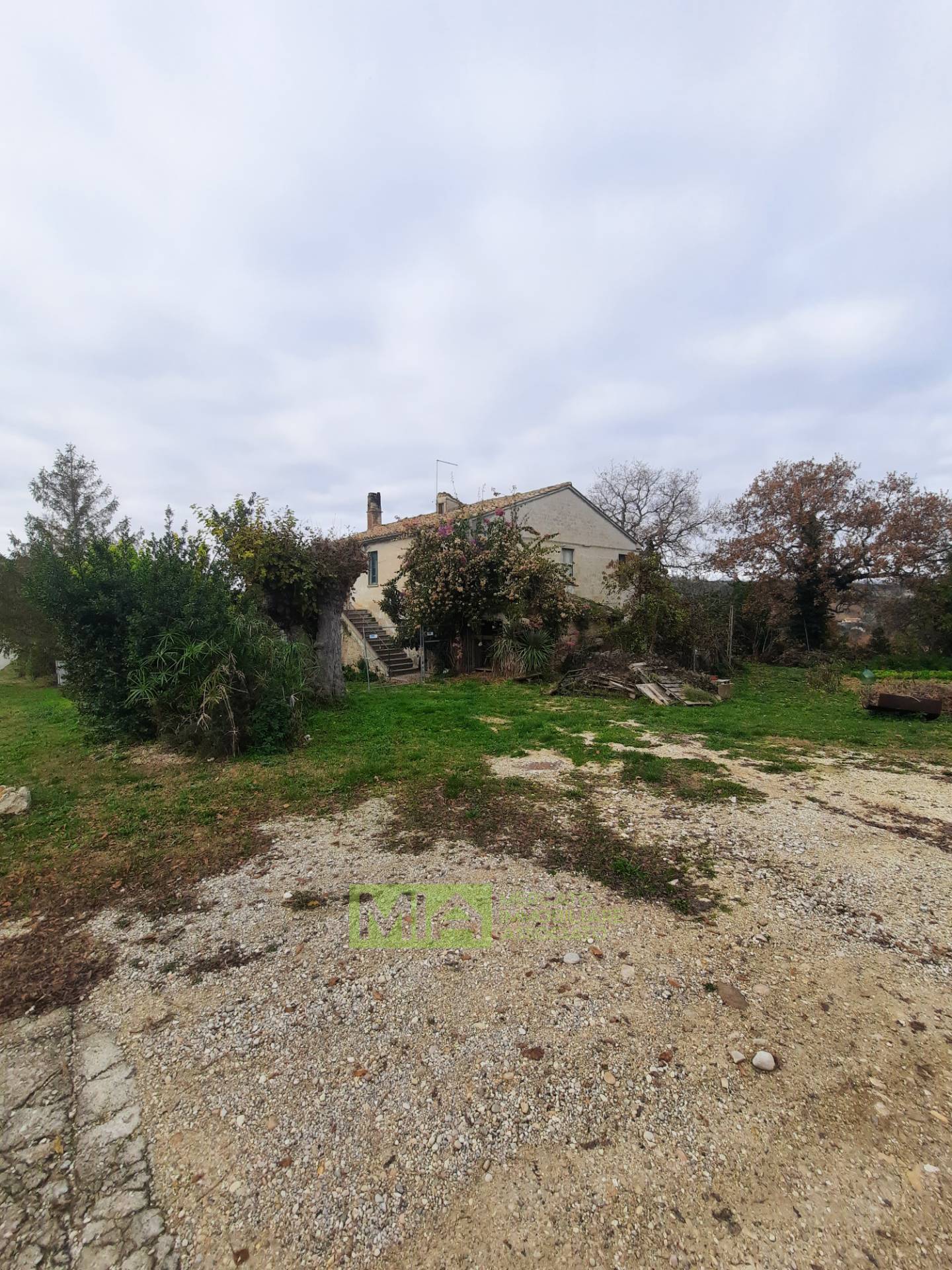 Casa colonica in vendita a Altidona, Campagna