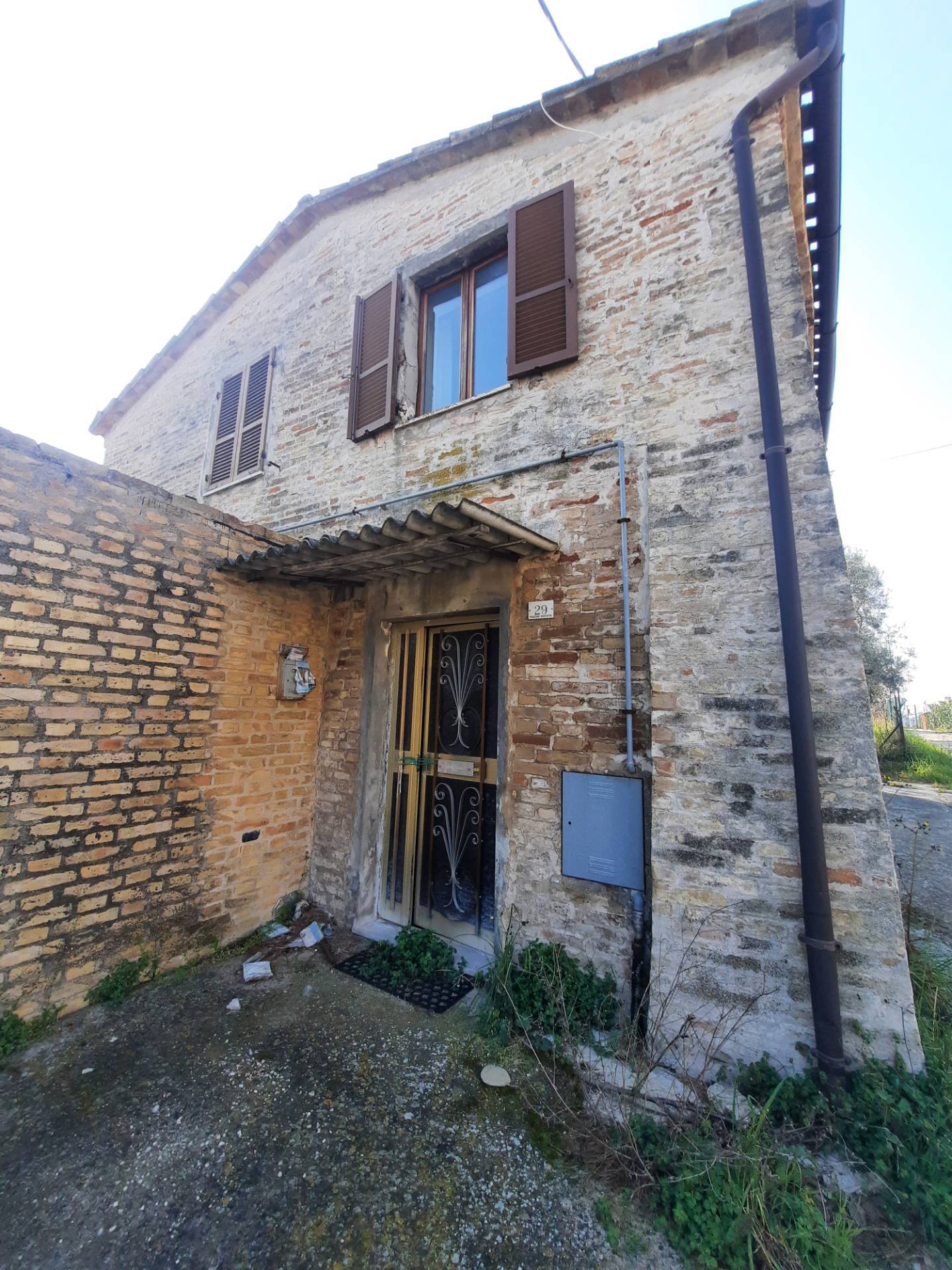 Casa singola in vendita a Monterubbiano, Montotto