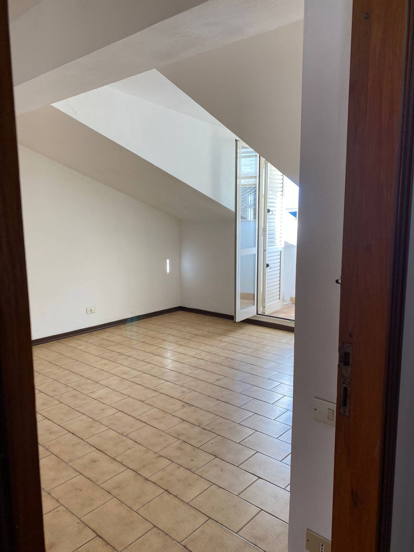 Mansarda in vendita a Comunanza, Centro