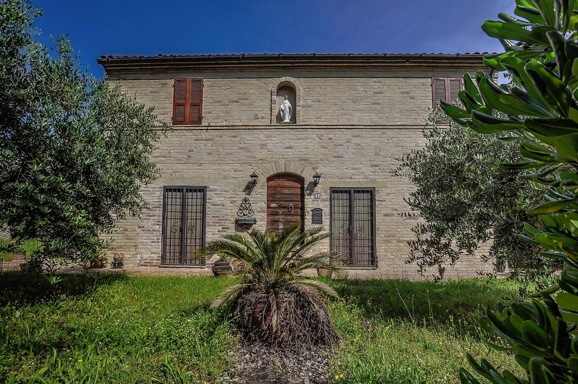 Casa colonica in vendita a Altidona, Campagna