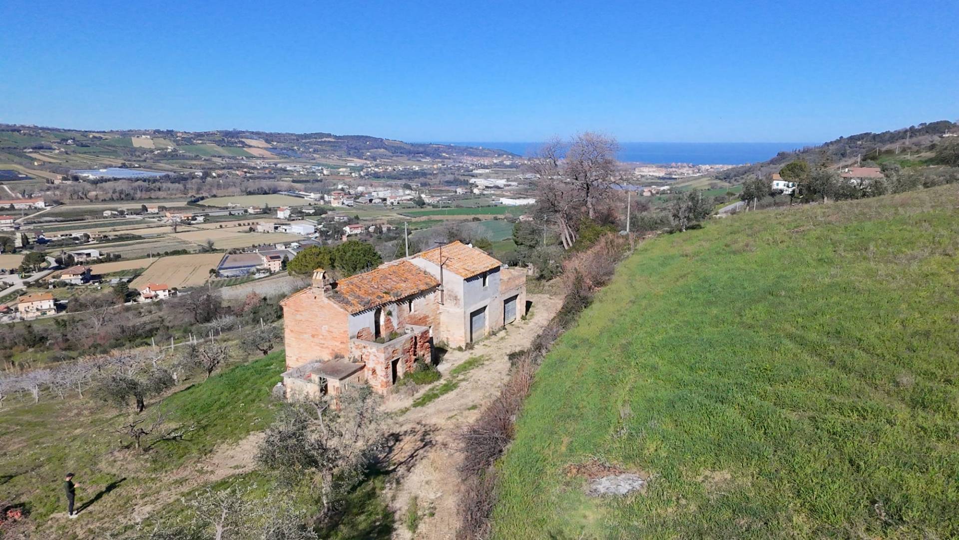 Casa colonica in vendita a Campofilone, Campagna