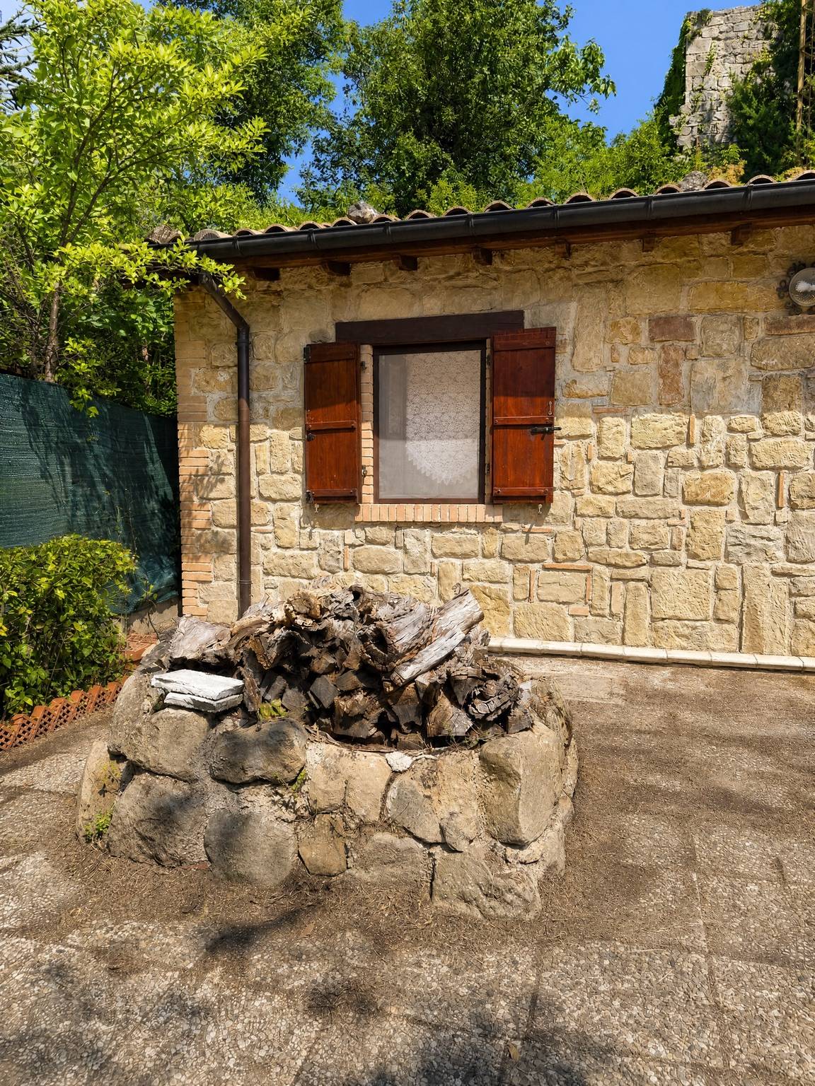 Casale in vendita a Montegallo