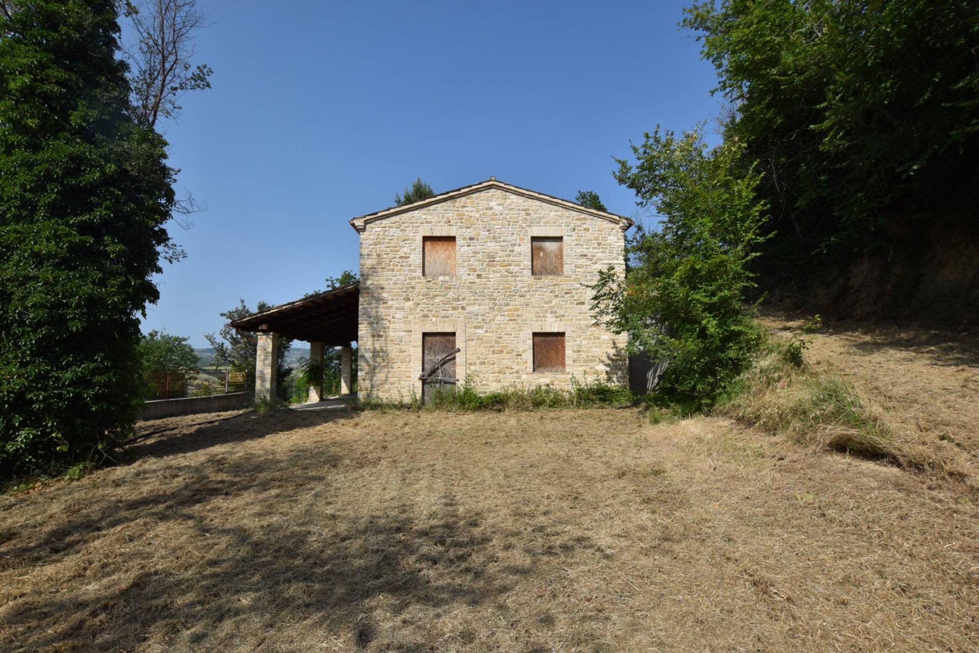 Casa cielo-terra in vendita a Montelparo, Campagna
