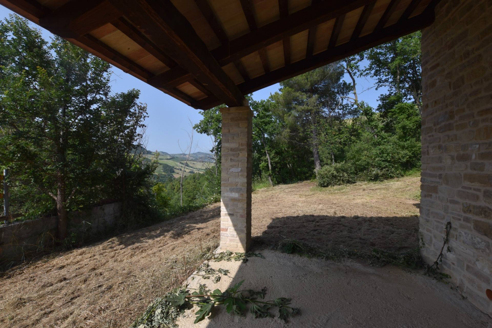 Casa cielo-terra in vendita a Montelparo, Campagna