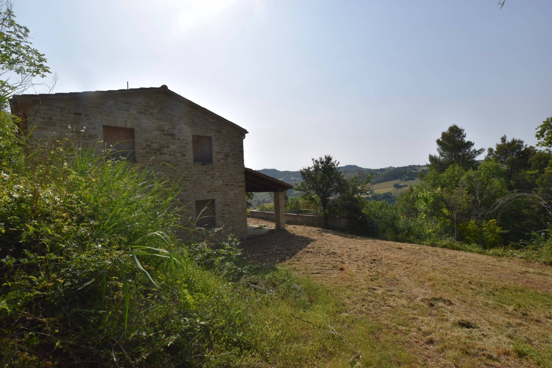 Casa cielo-terra in vendita a Montelparo, Campagna