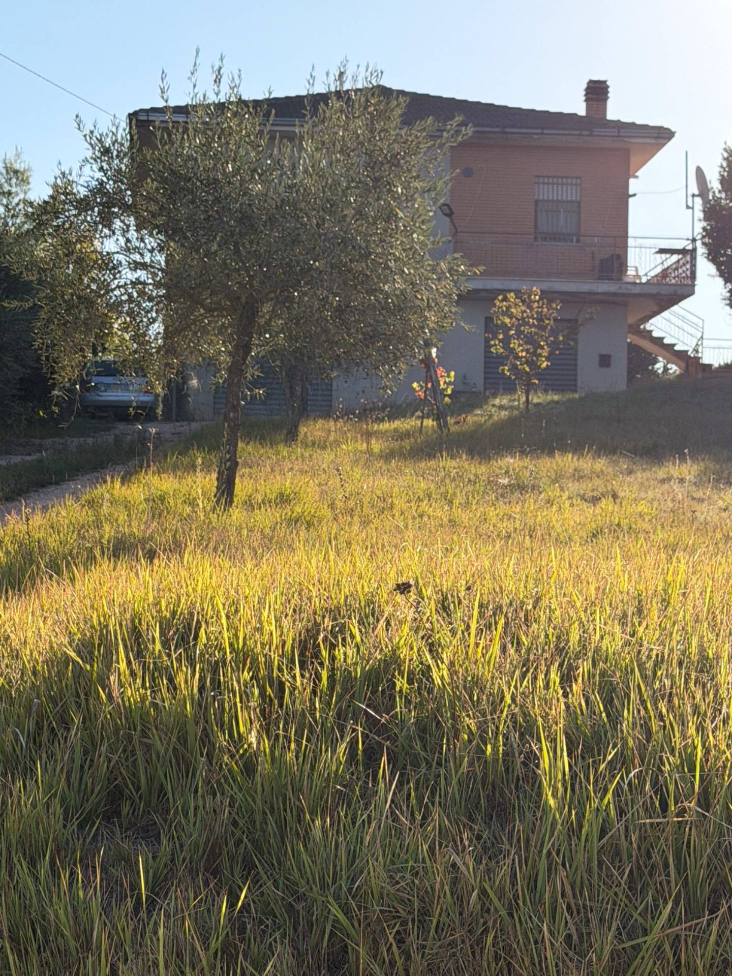 Casa singola in vendita a Santa Vittoria in Matenano