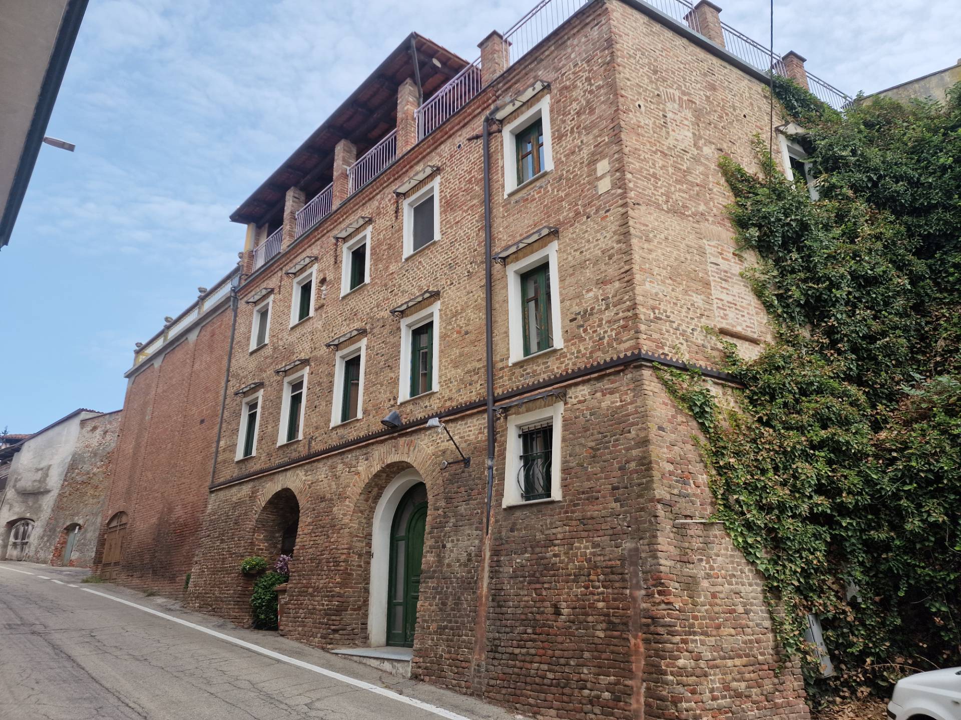 Casa indipendente con terrazzo a Pocapaglia