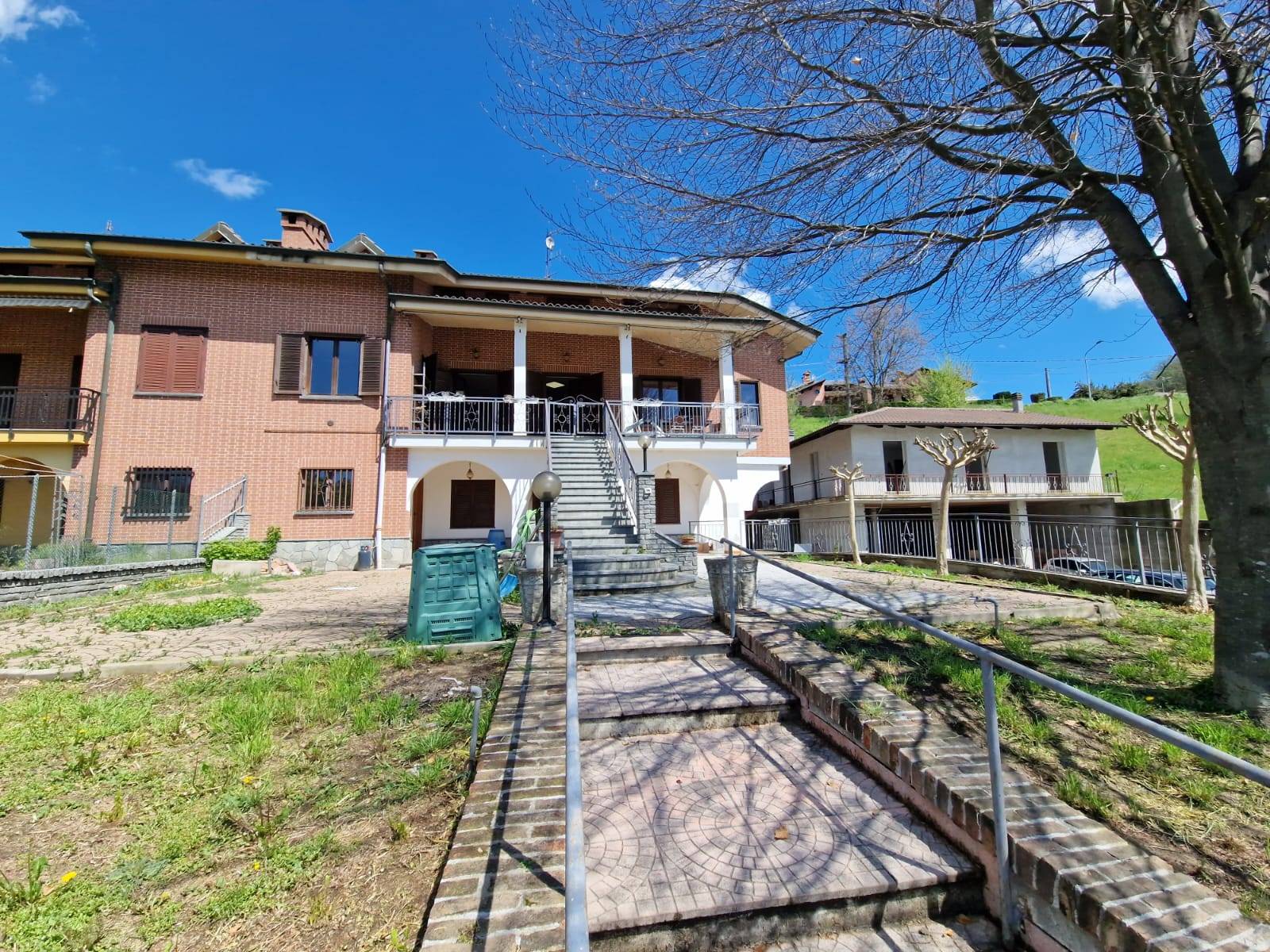 Casa Bifamiliare in vendita a Sommariva Perno