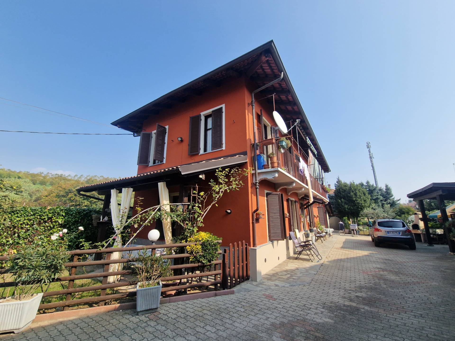 Casa Bifamiliare in vendita a Bra