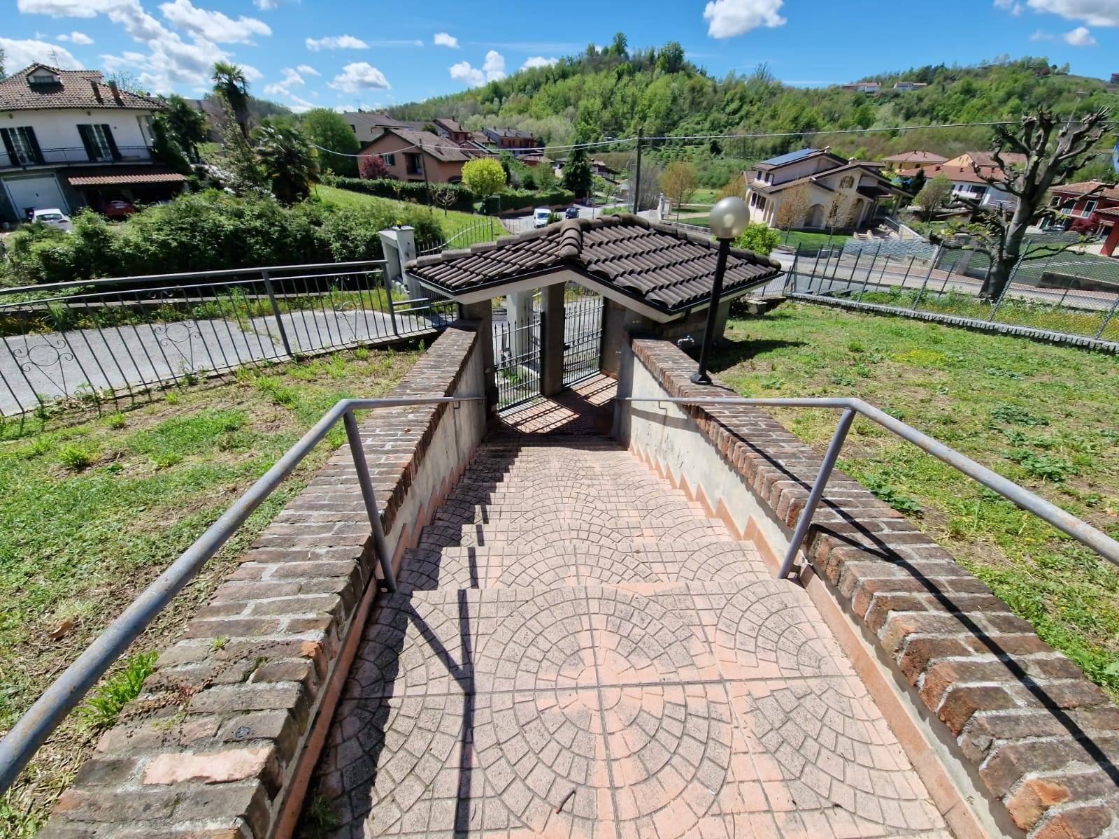 Casa Bifamiliare in vendita a Sommariva Perno